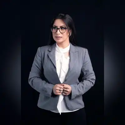 何雅琳